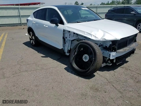 2023 Volvo C40 Recharge Pure Electric Ultimate with VIN YV4ED3GM0P2041955, listed as a Copart auction lot 62842134 with 3086 miles and Salvage Title. Bid and sale history available at carsss.com. Image 15.