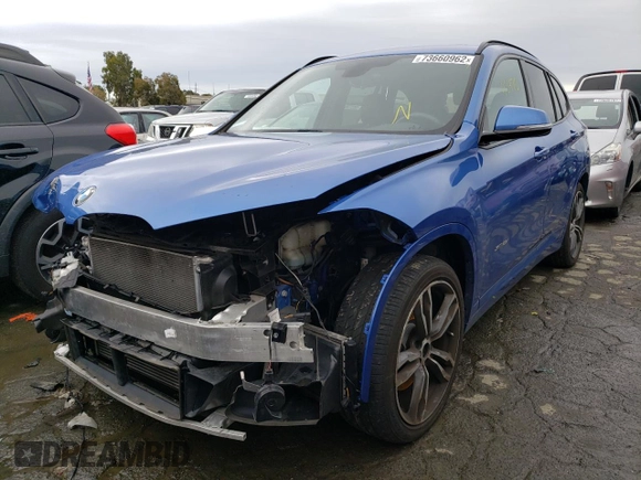 2018 BMW X1 xDrive28i with VIN WBXHT3C39J5F93109, listed as a Copart auction lot 73660962 with 43,470 mi miles. Bid and sale history available at carsss.com. Image 1.