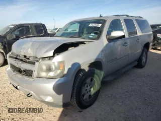 2010 Chevrolet Suburban LT z VIN 1GNUKJE37AR119866, wystawiony jako Copart lot #45228365 z przebiegiem 202 295 mil mil oraz Szkoda całkowita • Salvage title. Historia ofert i sprzedaży dostępna na DreamBid. Obrazek 1.