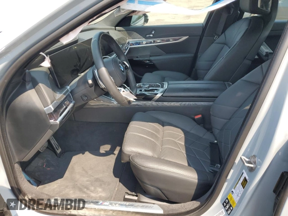 2023 BMW 7 Series 760i xDrive с VIN WBA33EJ0XPCN79892, выставлен на аукционе Copart как лот 64984174 с пробегом 7 898 миль миль и Списание • Salvage title. История ставок и продаж доступна на DreamBid. Изображение 7.
