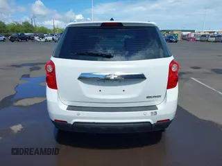 2014 Chevrolet Equinox LS z VIN 1GNALAEKXEZ101696, wystawiony jako IAAI lot #41911239 z przebiegiem 96 867 mil mil oraz . Historia ofert i sprzedaży dostępna na DreamBid. Obrazek 16.