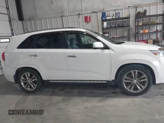 2014 Kia Sorento SX with VIN 5XYKW4A75EG518505, listed as a IAAI auction lot 36939010 with 175,976 mi miles. Bid and sale history available at carsss.com. Image 13.