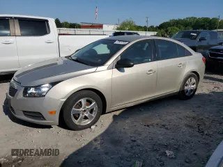 2014 Chevrolet Cruze LS with VIN 1G1PA5SH1E7140089, listed as a Copart auction lot 53641055 with 199,099 mi miles and Clean Title. Bid and sale history available at carsss.com. Image 1.