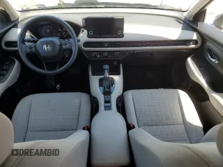 2023 Honda HR-V LX with VIN 3CZRZ2H3XPM746951, listed as a Copart auction lot 57582525 with 30,088 mi miles and Salvage title. Bid and sale history available at DreamBid. Image 8.