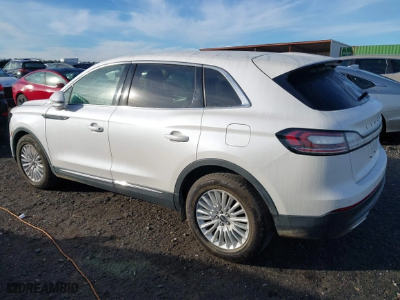 2019 Lincoln Nautilus Standard with VIN 2LMPJ8J93KBL19868, listed as a IAAI auction lot 41176714 with 87,324 mi miles. Bid and sale history available at carsss.com. Image 3.