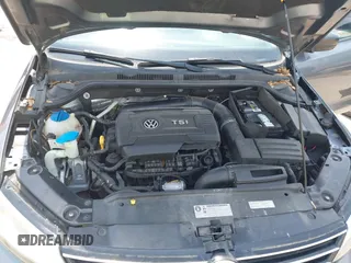 2015 Volkswagen Jetta SE with VIN 3VWD17AJ7FM286172, listed as a IAAI auction lot 42115737 with 113,836 mi miles and . Bid and sale history available at DreamBid. Image 10.