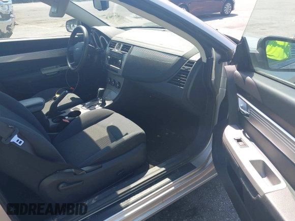 2009 Chrysler Sebring Touring with VIN 1C3LC55D99N574422, listed as a IAAI auction lot 42595676 with 141,603 mi miles and . Bid and sale history available at DreamBid. Image 5.