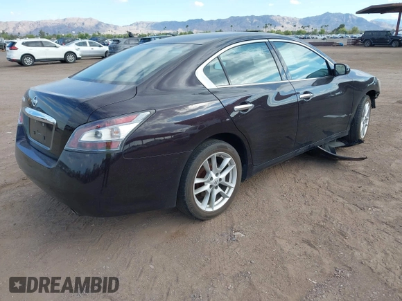 2012 Nissan Maxima S z VIN 1N4AA5AP5CC830766, wystawiony jako IAAI lot #42196124 z przebiegiem 222 928 mil mil oraz . Historia ofert i sprzedaży dostępna na DreamBid. Obrazek 4.