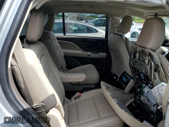 2021 Lincoln Aviator Reserve with VIN 5LM5J7XC9MGL15512, listed as a Copart auction lot 58562285 with 22,130 mi miles and Salvage title. Bid and sale history available at DreamBid. Image 11.