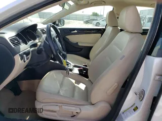 2016 Volkswagen Jetta SEL with VIN 3VWL07AJ3GM340907, listed as a Copart auction lot 52879225 with 33,394 mi miles and Salvage title. Bid and sale history available at DreamBid. Image 7.