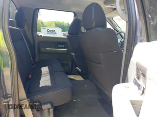 2005 Ford F-150 XLT z VIN 1FTPW12555KB44862, wystawiony jako IAAI lot #42275212 z przebiegiem 361 651 mil mil oraz . Historia ofert i sprzedaży dostępna na DreamBid. Obrazek 8.