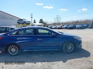 2015 Hyundai Sonata Limited with VIN 5NPE34AF3FH097293, listed as a IAAI auction lot 41811245 with 114,744 mi miles and . Bid and sale history available at carsss.com. Image 13.