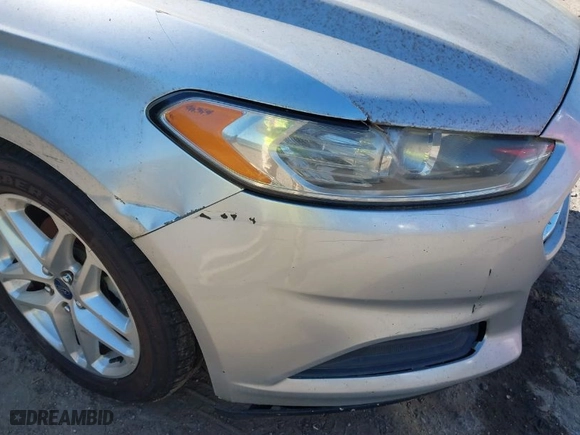 2013 Ford Fusion SE with VIN 3FA6P0H7XDR286684, listed as a IAAI auction lot 41891474 with 175,806 mi miles. Bid and sale history available at carsss.com. Image 6.