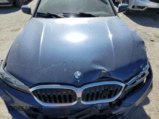2023 BMW 3 Series 330i with VIN 3MW69FF08P8D62326, listed as a Copart auction lot 45002075 with 15,058 mi miles and Salvage Title. Bid and sale history available at carsss.com. Image 11.