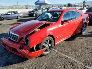 2000 Mercedes-Benz CLK 320/430 with VIN WDBLJ70G3YF140289, listed as a Copart auction lot 80795614 with 158,313 mi miles and Salvage Title. Bid and sale history available at DreamBid. Image 1.
