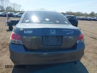 2010 Honda Accord LX z VIN 1HGCP2F33AA028023, wystawiony jako IAAI lot #42079684 z przebiegiem 183 891 mil mil oraz . Historia ofert i sprzedaży dostępna na DreamBid. Obrazek 16.