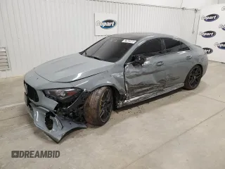2021 Mercedes-Benz CLA 45 AMG z VIN W1K5J5DB3MN221246, wystawiony jako Copart lot #57943505 z przebiegiem 19 295 mil mil oraz Czysty tytuł • Clean title. Historia ofert i sprzedaży dostępna na DreamBid. Obrazek 1.