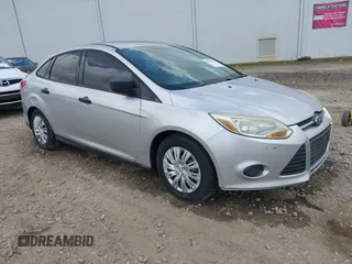 2012 Ford Focus S with VIN 1FAHP3E23CL225029, listed as a IAAI auction lot 41957621 with 150,943 mi miles and . Bid and sale history available at carsss.com. Image 1.