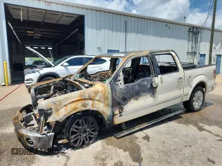 2009 Ford F-150 XL z VIN 1FTPW12V99FB20918, wystawiony jako Copart lot #63230375 z przebiegiem Nie podano mil oraz Nie do naprawy • Non repairable. Historia ofert i sprzedaży dostępna na DreamBid. Obrazek 1.