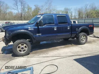2005 Ford F-250 XL z VIN 1FTSW21P85EC27655, wystawiony jako Copart lot #54161755 z przebiegiem 186 502 mil mil oraz Szkoda całkowita • Salvage title. Historia ofert i sprzedaży dostępna na DreamBid. Obrazek 1.
