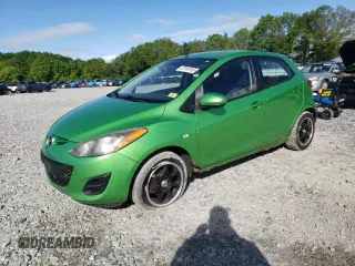 2011 Mazda 2 Sport z VIN JM1DE1HZXB0105062, wystawiony jako Copart lot #57248745 z przebiegiem 176 864 mil mil oraz Czysty tytuł • Clean title. Historia ofert i sprzedaży dostępna na DreamBid. Obrazek 1.