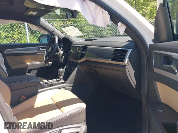 2023 Volkswagen Atlas SE с VIN 1V2KC2CA2PC220778, выставлен на аукционе IAAI как лот 42136136 с пробегом 30 370 миль миль и . История ставок и продаж доступна на DreamBid. Изображение 5.