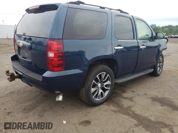 2007 Chevrolet Tahoe LTZ с VIN 1GNFK13007J107678, выставлен на аукционе Copart как лот 62081715 с пробегом 149 973 миль миль и Списание • Salvage title. История ставок и продаж доступна на DreamBid. Изображение 3.