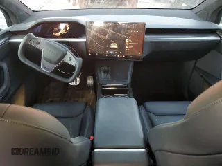 2022 Tesla Model X Plaid with VIN 7SAXCBE67NF356567, listed as a Copart auction lot 43243895 with 24,381 mi miles and Salvage Title. Bid and sale history available at DreamBid. Image 8.