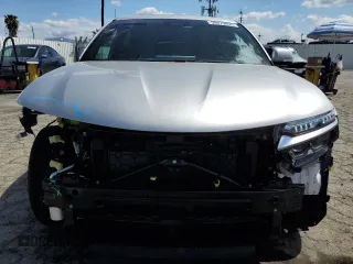 2024 VinFast VF 8 Plus z VIN RLLV1AFA3RH008297, wystawiony jako Copart lot #50979855 z przebiegiem 931 mil mil oraz Szkoda całkowita • Salvage title. Historia ofert i sprzedaży dostępna na DreamBid. Obrazek 5.