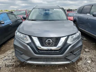 2020 Nissan Rogue SV z VIN KNMAT2MT7LP522633, wystawiony jako Copart lot #53242945 z przebiegiem 126 468 mil mil oraz Szkoda całkowita • Salvage title. Historia ofert i sprzedaży dostępna na DreamBid. Obrazek 5.
