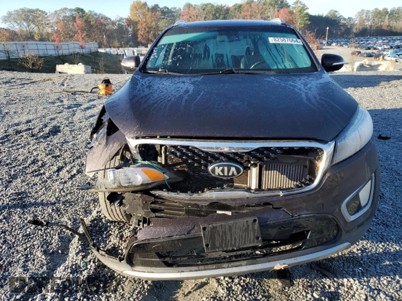 2017 Kia Sorento EX with VIN 5XYPHDA11HG216127, listed as a Copart auction lot 82587064 with 115,789 mi miles and Salvage Title. Bid and sale history available at carsss.com. Image 5.