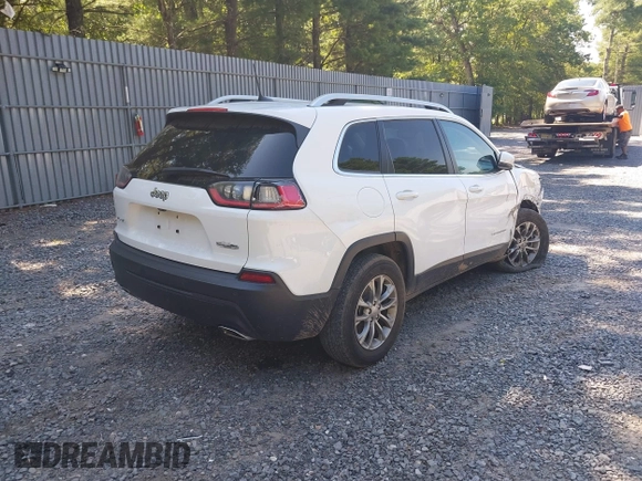 2021 Jeep Cherokee Latitude Lux with VIN 1C4PJMMX9MD223467, listed as a IAAI auction lot 40247430 with 67,991 mi miles and . Bid and sale history available at carsss.com. Image 4.