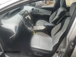 2017 Toyota Prius Plus z VIN JTDKARFP9H3034575, wystawiony jako Copart lot #57501125 z przebiegiem 82 647 mil mil oraz Szkoda całkowita • Salvage title. Historia ofert i sprzedaży dostępna na DreamBid. Obrazek 7.