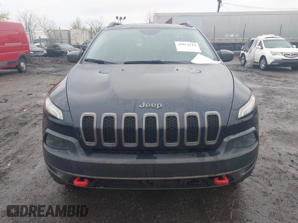 2014 Jeep Cherokee Trailhawk with VIN 1C4PJMBB5EW120432, listed as a IAAI auction lot 41973114 with 88,795 mi miles. Bid and sale history available at carsss.com. Image 12.