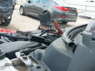 2015 Hyundai Elantra SE z VIN KMHDH4AE1FU285431, wystawiony jako IAAI lot #43093218 z przebiegiem 201 957 mil mil oraz . Historia ofert i sprzedaży dostępna na DreamBid. Obrazek 19.