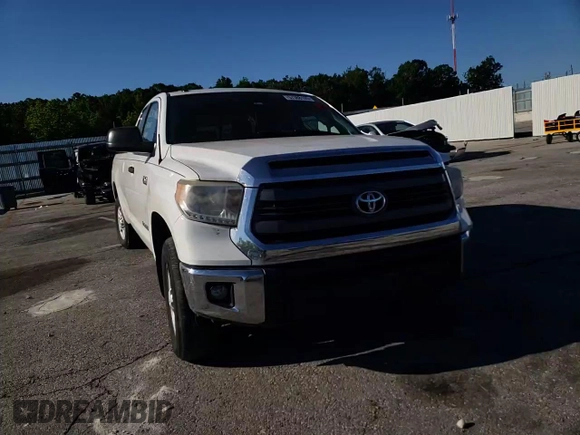 2015 Toyota Tundra SR z VIN 5TFCW5F16FX019046, wystawiony jako Copart lot #57388105 z przebiegiem 123 122 mil mil oraz Szkoda całkowita • Salvage title. Historia ofert i sprzedaży dostępna na DreamBid. Obrazek 13.
