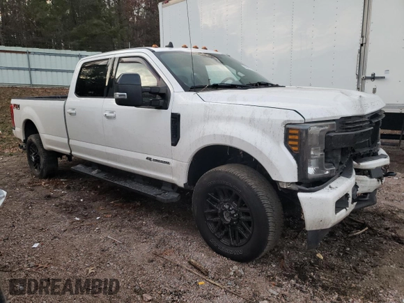 2019 Ford F-350 XL with VIN 1FT8W3BT6KEG01302, listed as a Copart auction lot 84645714 with 125,088 mi miles and Salvage title. Bid and sale history available at DreamBid. Image 4.