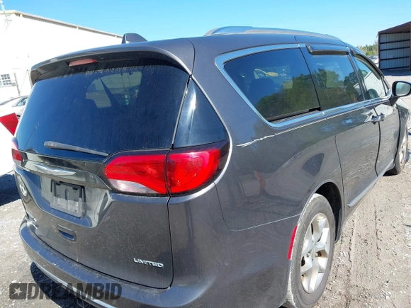 2017 Chrysler Pacifica Limited with VIN 2C4RC1GG1HR512911, listed as a IAAI auction lot 41850887 with 147,403 mi miles and . Bid and sale history available at DreamBid. Image 4.