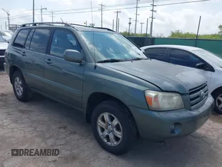 2006 Toyota Highlander w/3rd Row z VIN JTEEP21A060186342, wystawiony jako IAAI lot #42495155 z przebiegiem 197 500 mil mil oraz . Historia ofert i sprzedaży dostępna na DreamBid. Obrazek 1.