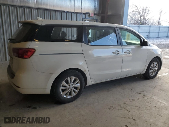 2018 Kia Sedona L with VIN KNDMA5C17J6408784, listed as a Copart auction lot 44455015 with 136,704 mi miles and Non Repairable. Bid and sale history available at carsss.com. Image 3.