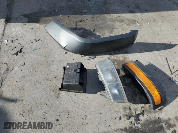 2020 GMC Savana Cargo z VIN 1GTW7AFGXL1264289, wystawiony jako Copart lot #46355335 z przebiegiem 112 214 mil mil oraz Szkoda całkowita • Salvage title. Historia ofert i sprzedaży dostępna na DreamBid. Obrazek 13.