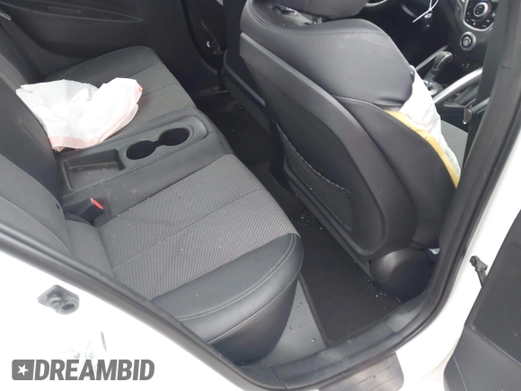 2016 Hyundai Veloster with VIN KMHTC6AD8GU248553, listed as a IAAI auction lot 42174244 with Not provided miles and . Bid and sale history available at DreamBid. Image 8.