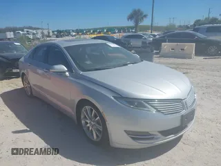 2014 Lincoln MKZ with VIN 3LN6L2J96ER817180, listed as a IAAI auction lot 41747304 with 97,355 mi miles. Bid and sale history available at carsss.com. Image 1.