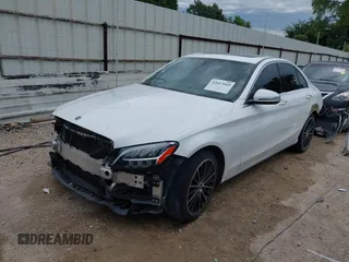 2019 Mercedes-Benz C 300 with VIN 55SWF8DB7KU283888, listed as a IAAI auction lot 42417049 with 111,868 mi miles and . Bid and sale history available at DreamBid. Image 18.