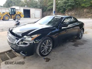 2015 Infiniti Q60 with VIN JN1CV6FE2FM810609, listed as a Copart auction lot 71503464 with 84,085 mi miles and Salvage title. Bid and sale history available at DreamBid. Image 1.