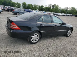 2002 Mercedes-Benz C 230/260/280/320 with VIN WDBRF64J42E003970, listed as a Copart auction lot 59909815 with 190,502 mi miles and Clean title. Bid and sale history available at DreamBid. Image 3.