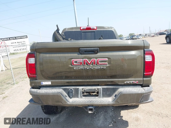 2023 GMC Canyon 4WD AT4 with VIN 1GTP6DEK5P1231432, listed as a IAAI auction lot 41785102 with 33,154 mi miles and . Bid and sale history available at carsss.com. Image 17.