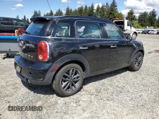 2013 MINI Countryman S ALL4 z VIN WMWZC5C56DWP33270, wystawiony jako Copart lot #56804085 z przebiegiem 141 637 mil mil oraz Szkoda całkowita • Salvage title. Historia ofert i sprzedaży dostępna na DreamBid. Obrazek 3.