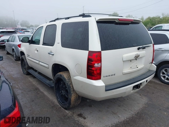 2008 Chevrolet Tahoe 3LT with VIN 1GNFC13008R226072, listed as a IAAI auction lot 42158023 with 276,281 mi miles and . Bid and sale history available at DreamBid. Image 3.