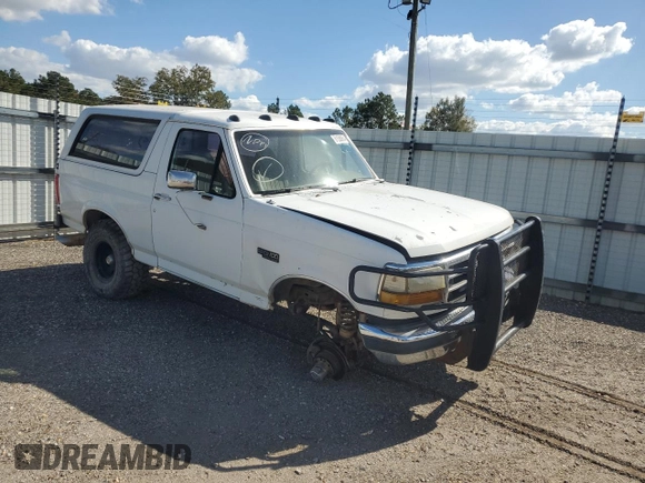 1992 Ford Bronco XL with VIN 1FMEU15N8NLA71761, listed as a Copart auction lot 61508904 with 181,426 mi miles and Clean Title. Bid and sale history available at DreamBid. Image 4.